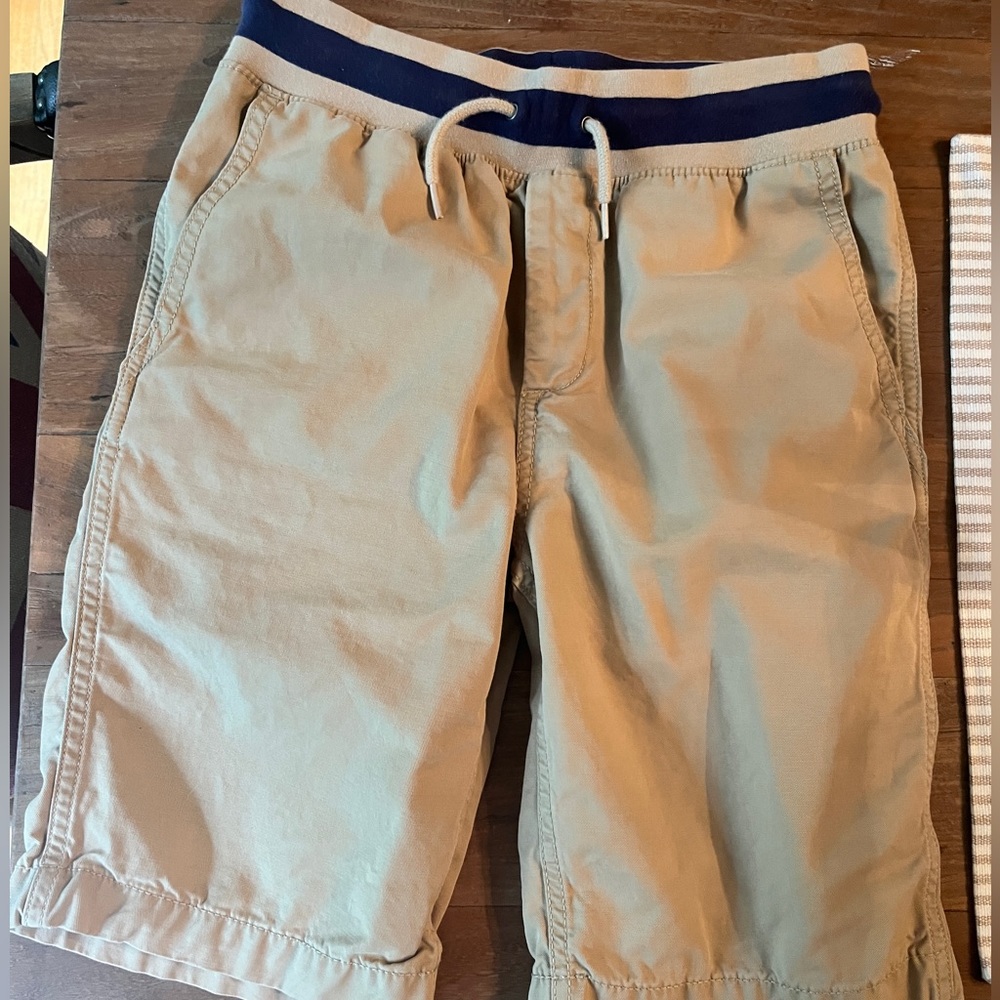 Gap chino shorts